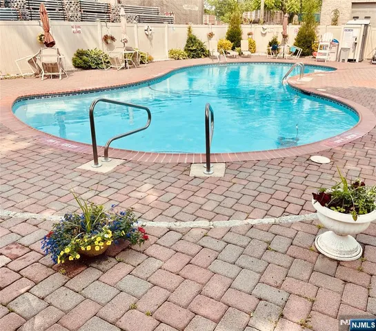 $99,900 | 199 Bergen Turnpike, Unit 3D, Ridgefield Park, NJ 07660