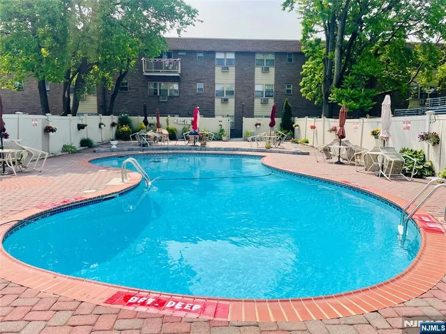 $99,900 | 199 Bergen Turnpike, Unit 3D, Ridgefield Park, NJ 07660
