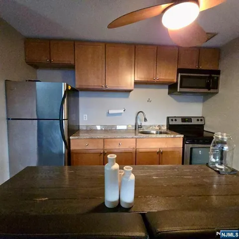 $99,900 | 199 Bergen Turnpike, Unit 3D, Ridgefield Park, NJ 07660