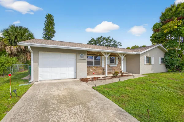 $2,450 | 607 Southeast Forgal Street, Port St. Lucie, FL 34983