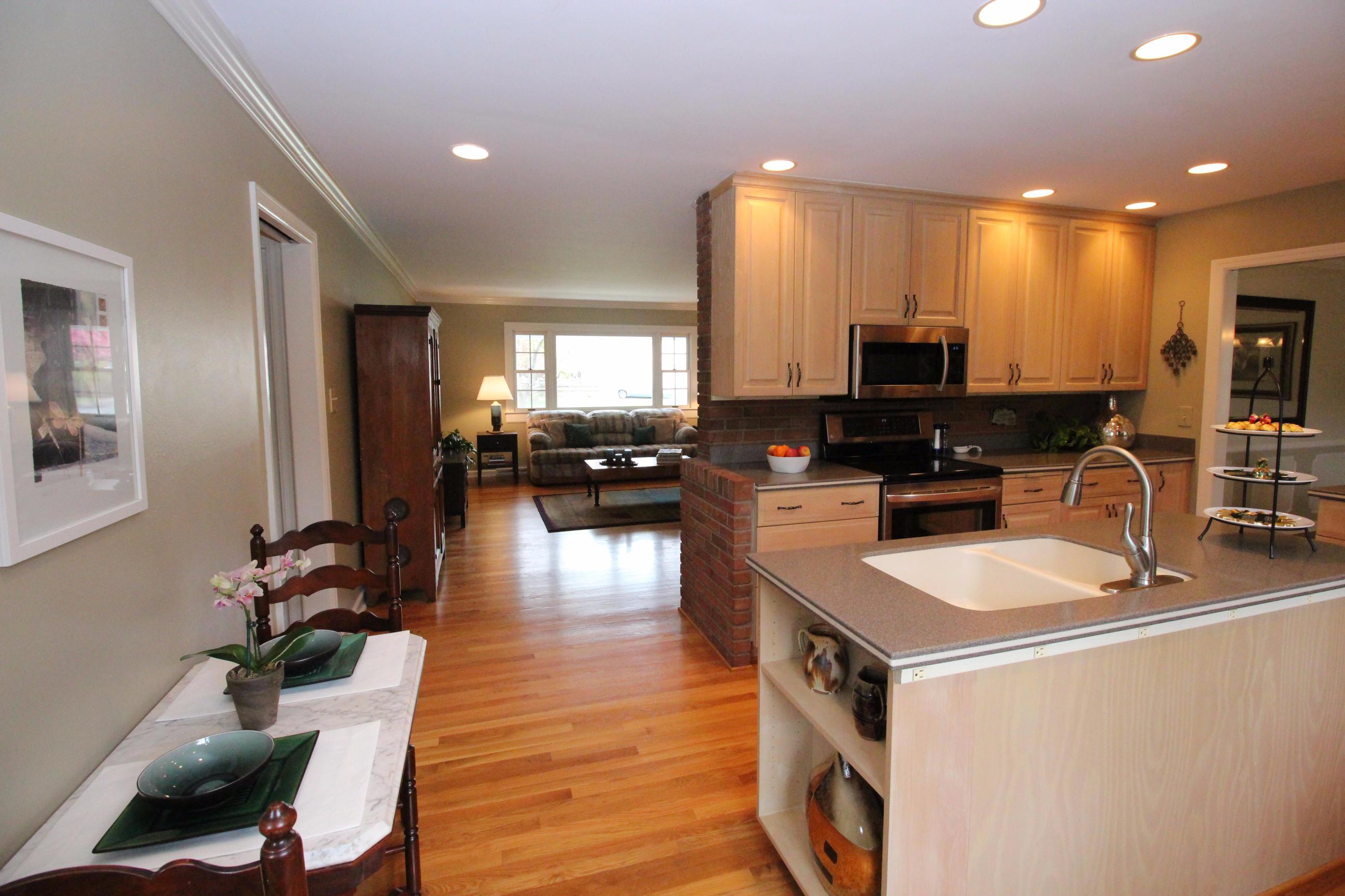 2258 Cheltenham Road Columbus, OH 43220 - Photo 20 of 54