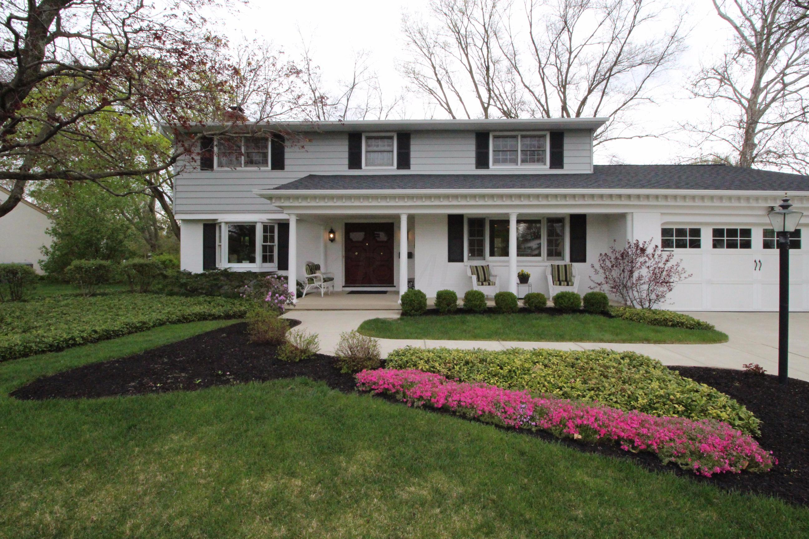2258 Cheltenham Road Columbus, OH 43220 - Photo 2 of 54