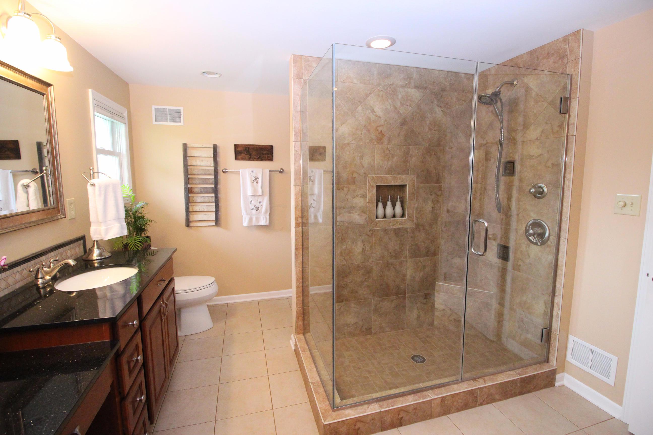 2258 Cheltenham Road Columbus, OH 43220 - Photo 41 of 54