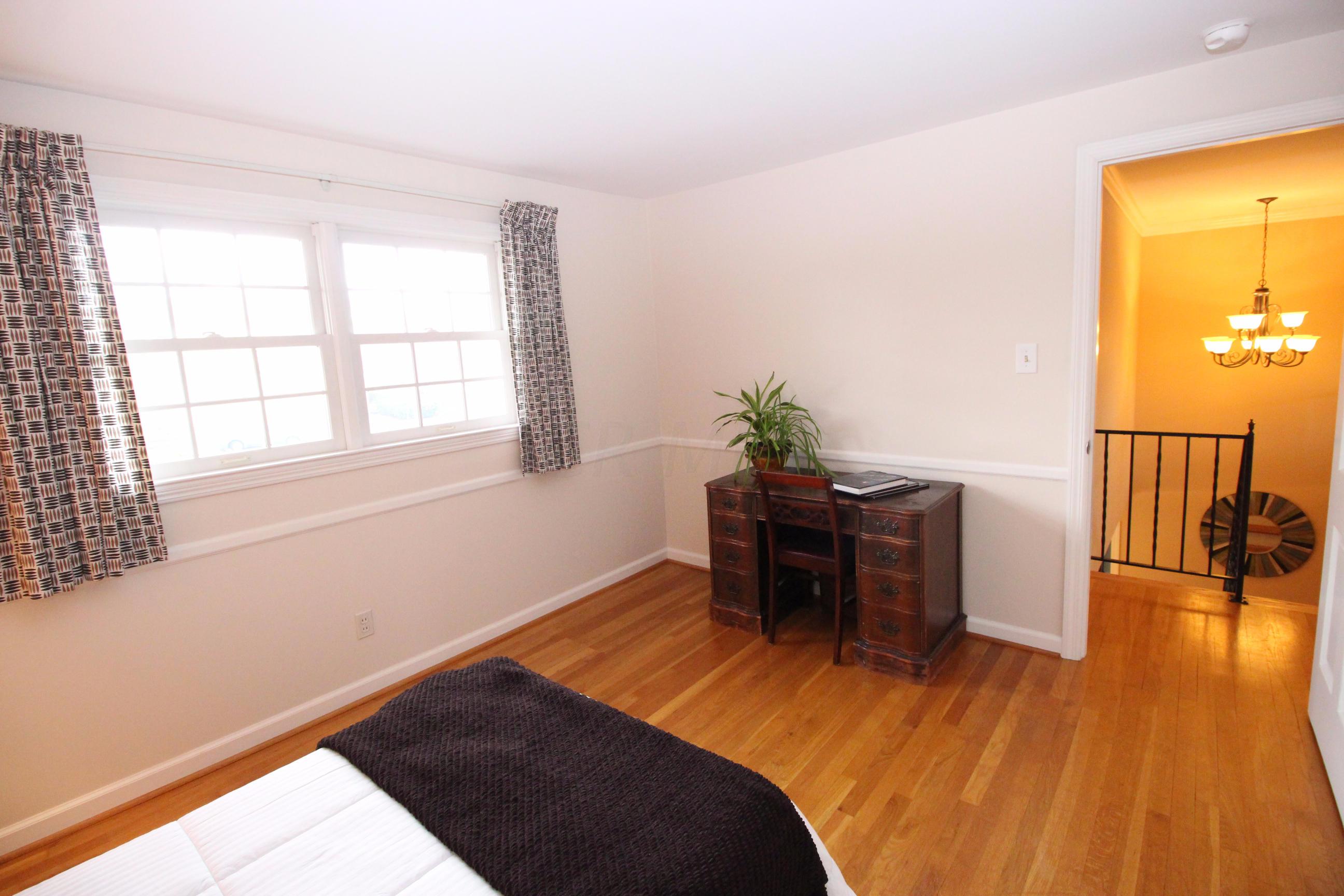 2258 Cheltenham Road Columbus, OH 43220 - Photo 45 of 54