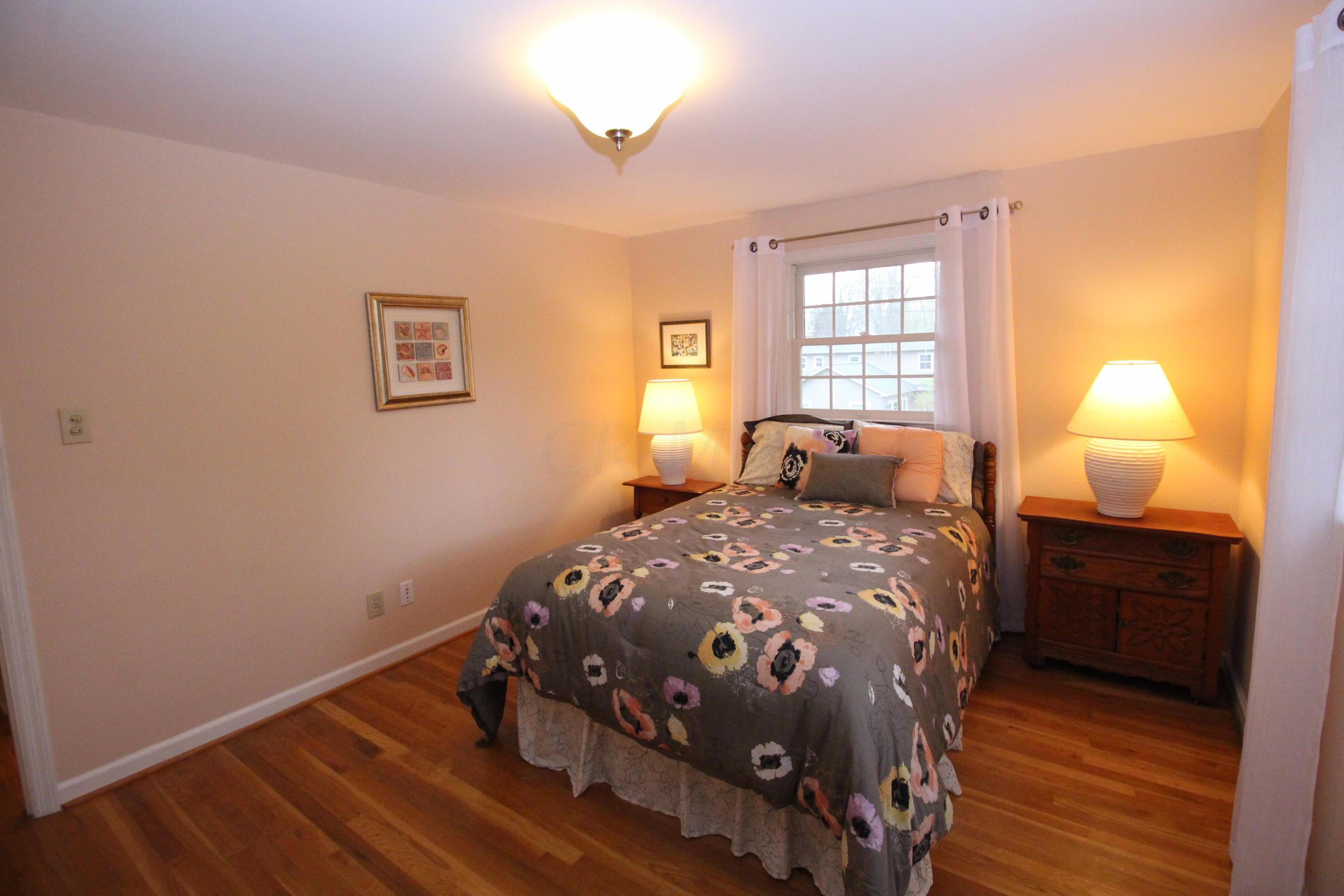 2258 Cheltenham Road Columbus, OH 43220 - Photo 46 of 54