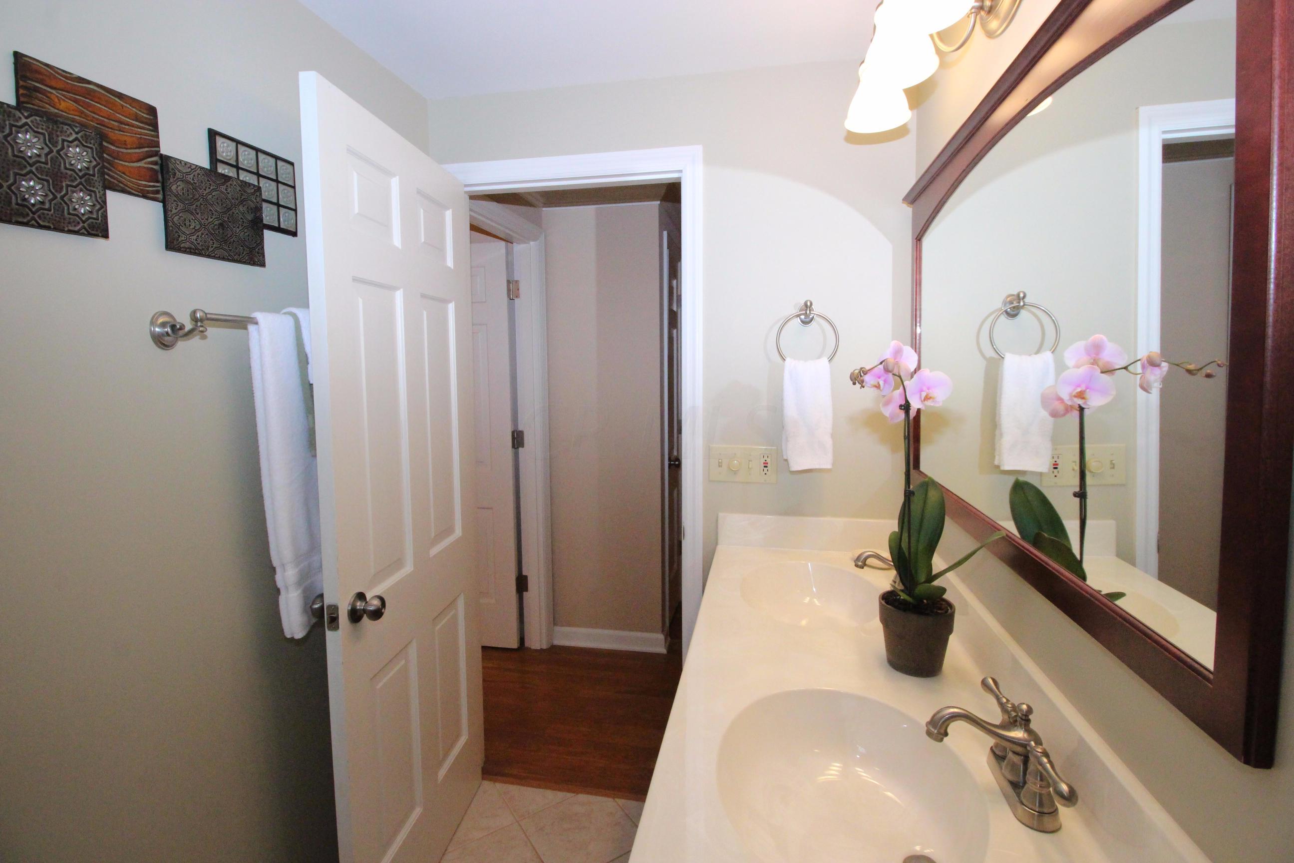 2258 Cheltenham Road Columbus, OH 43220 - Photo 49 of 54