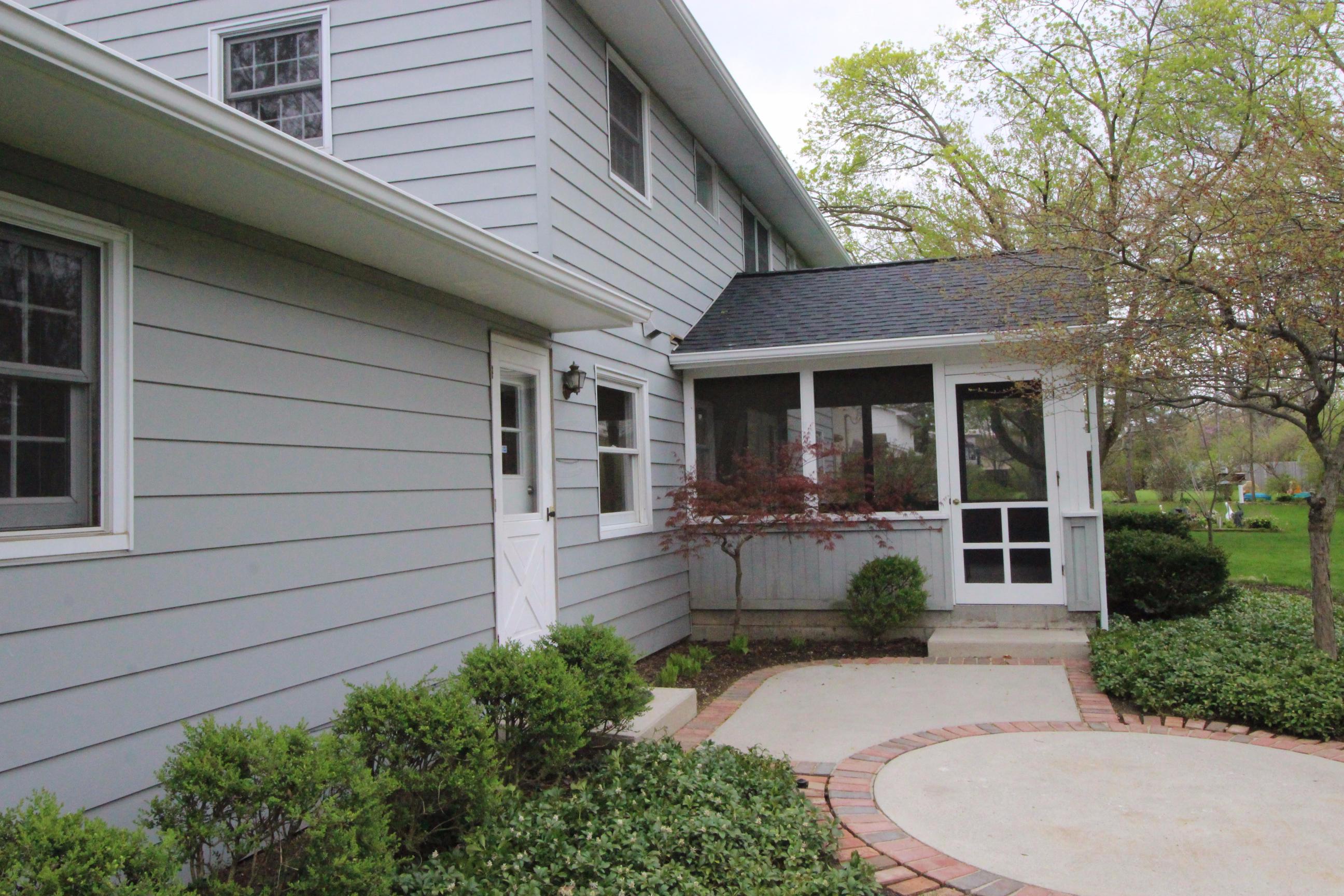 2258 Cheltenham Road Columbus, OH 43220 - Photo 5 of 54