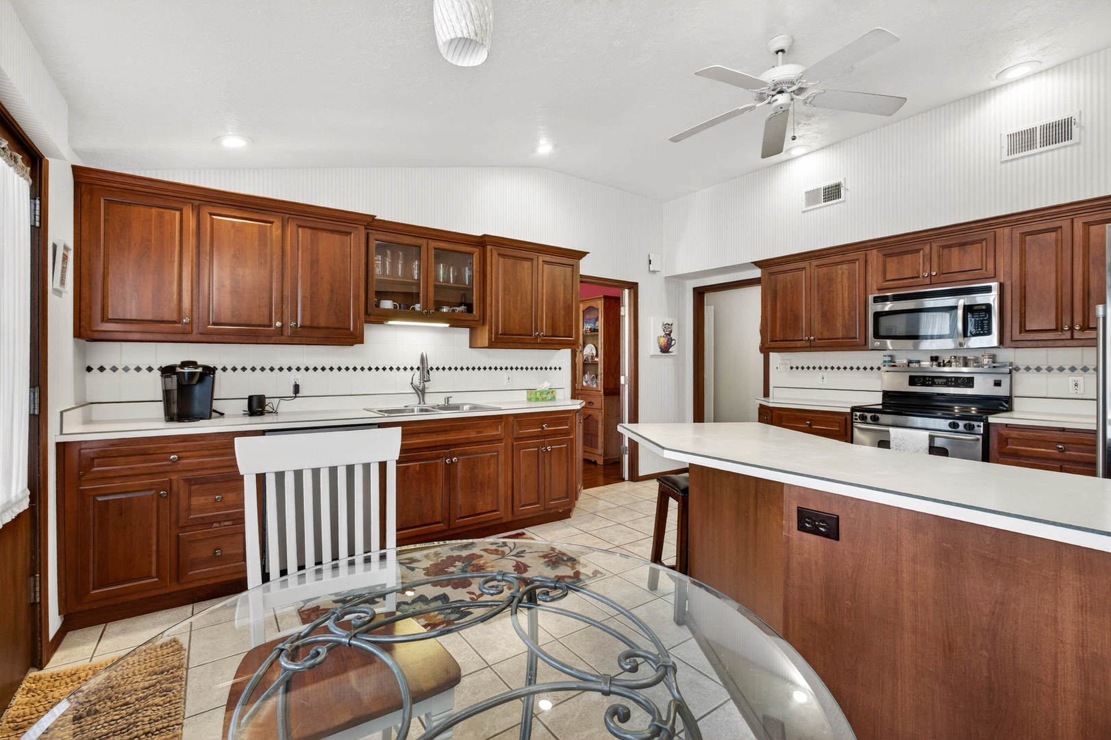 3232 26th Street Moline, IL 61265 - Photo 19 of 46 Gallery Image 19