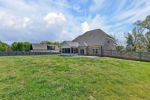 $549,900 | 27 Hancock Road, Fayetteville, TN 37334