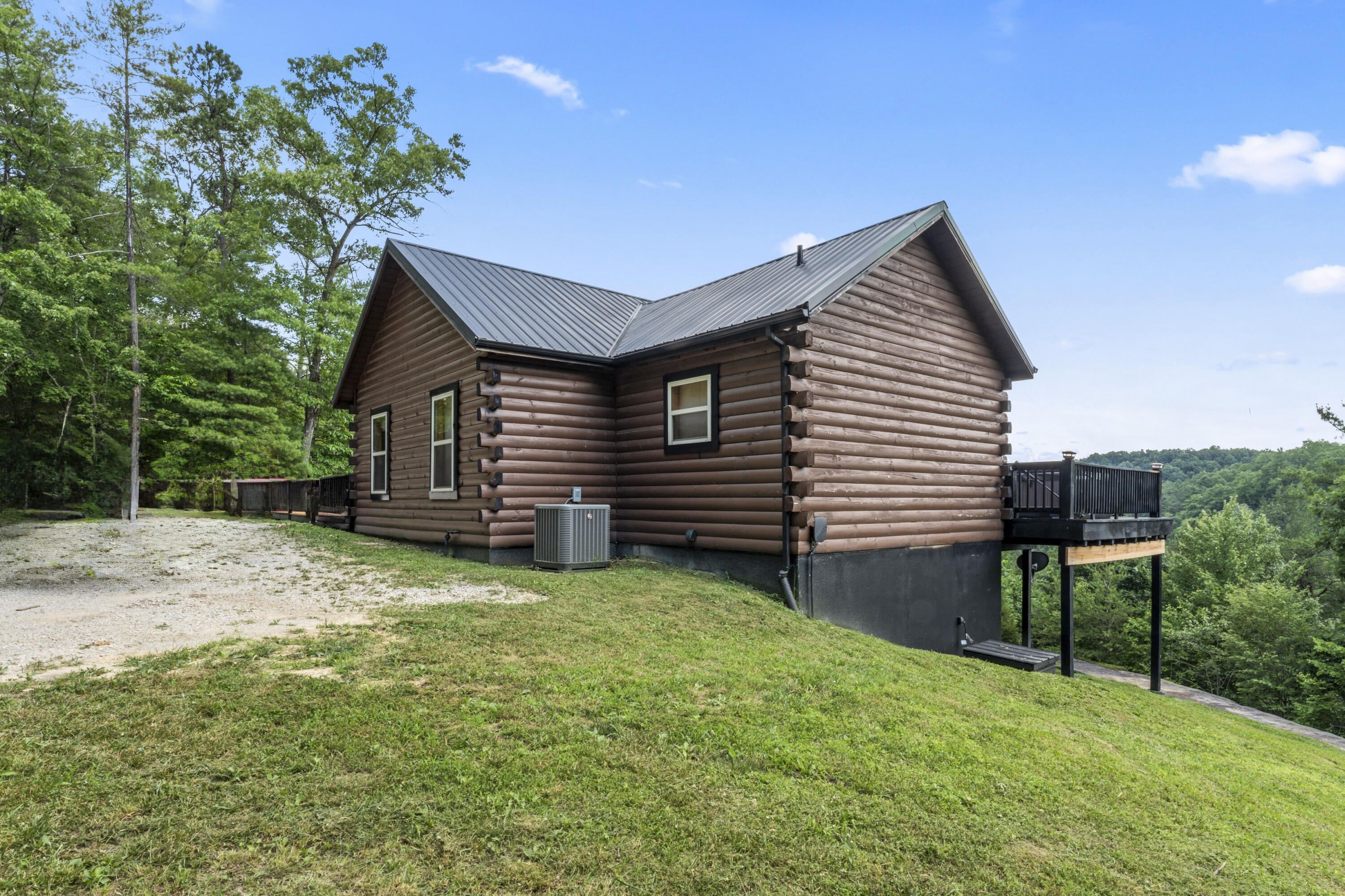 386 Eagle Ridge Road Zoe, KY 41397 - Photo 10 of 39 DSC03610