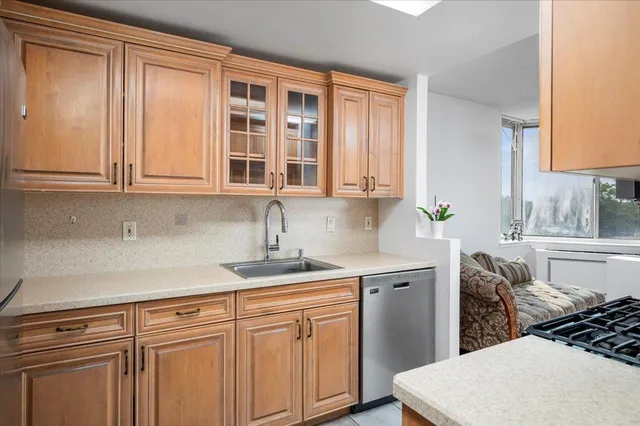 $465,000 | 1270 North Avenue, Unit 5A, New Rochelle, NY 10804