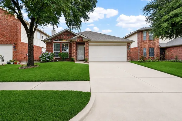 $2,000 | 7219 Avocet Lane, Houston, TX 77040