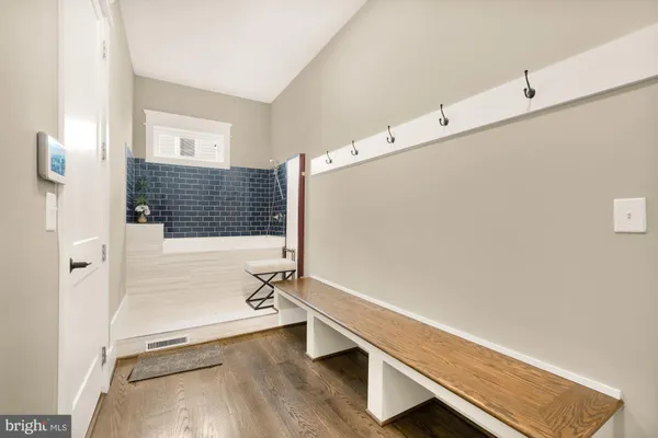 $8,500 | 10602 Oak Place, Fairfax, VA 22030
