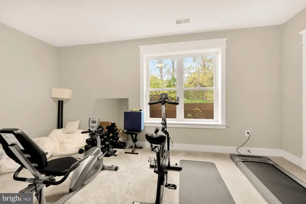 $8,500 | 10602 Oak Place, Fairfax, VA 22030