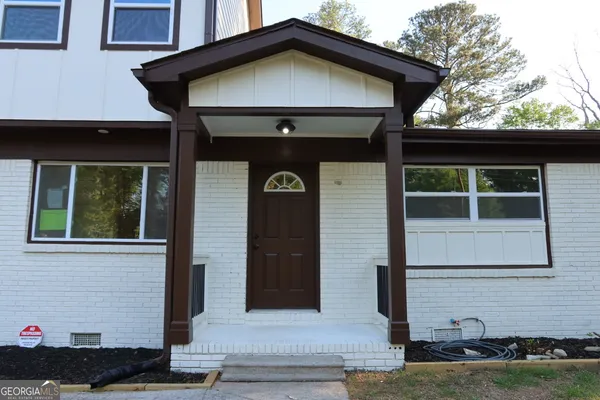 $295,000 | 264 Shelburn Drive, Riverdale, GA 30274