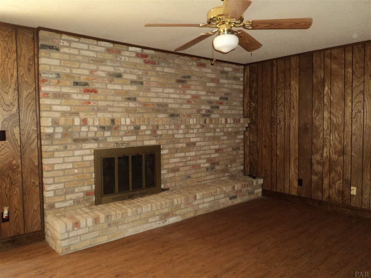 5003 Treahna Road Pensacola, FL 32526 - Photo 11 of 17 Gallery Image 11