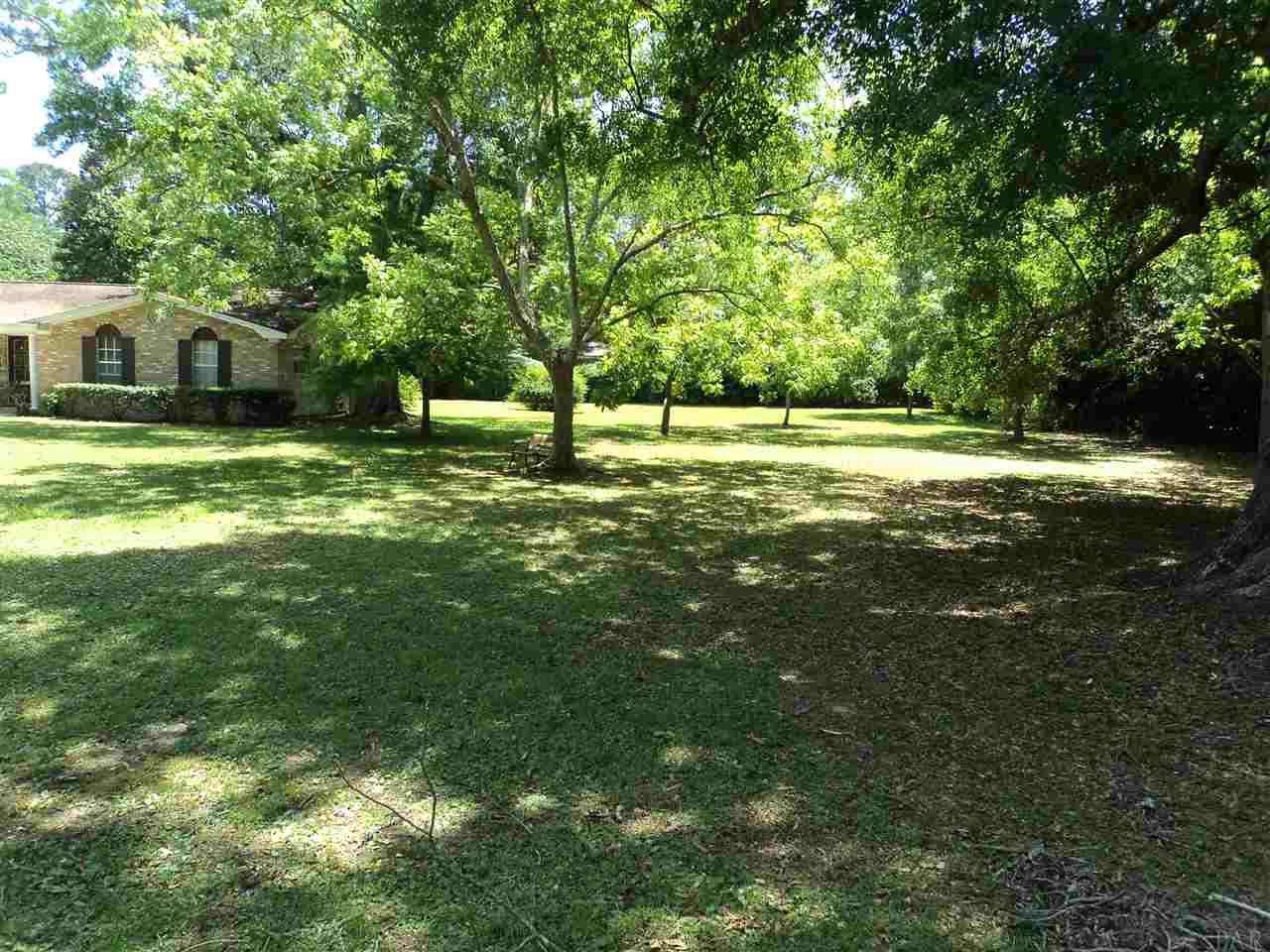 5003 Treahna Road Pensacola, FL 32526 - Photo 3 of 17 Gallery Image 3