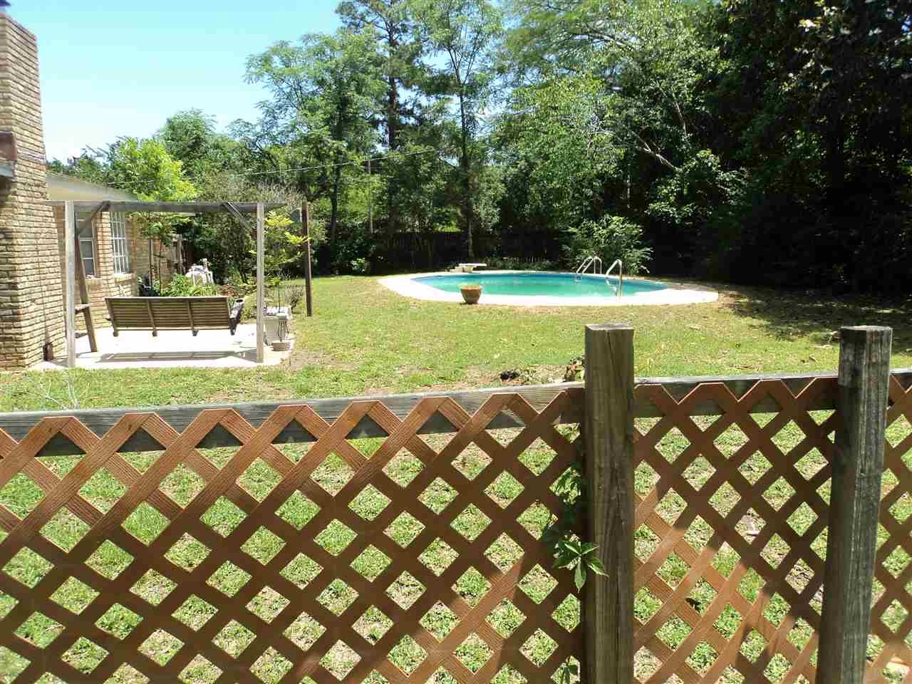 5003 Treahna Road Pensacola, FL 32526 - Photo 5 of 17 Gallery Image 5