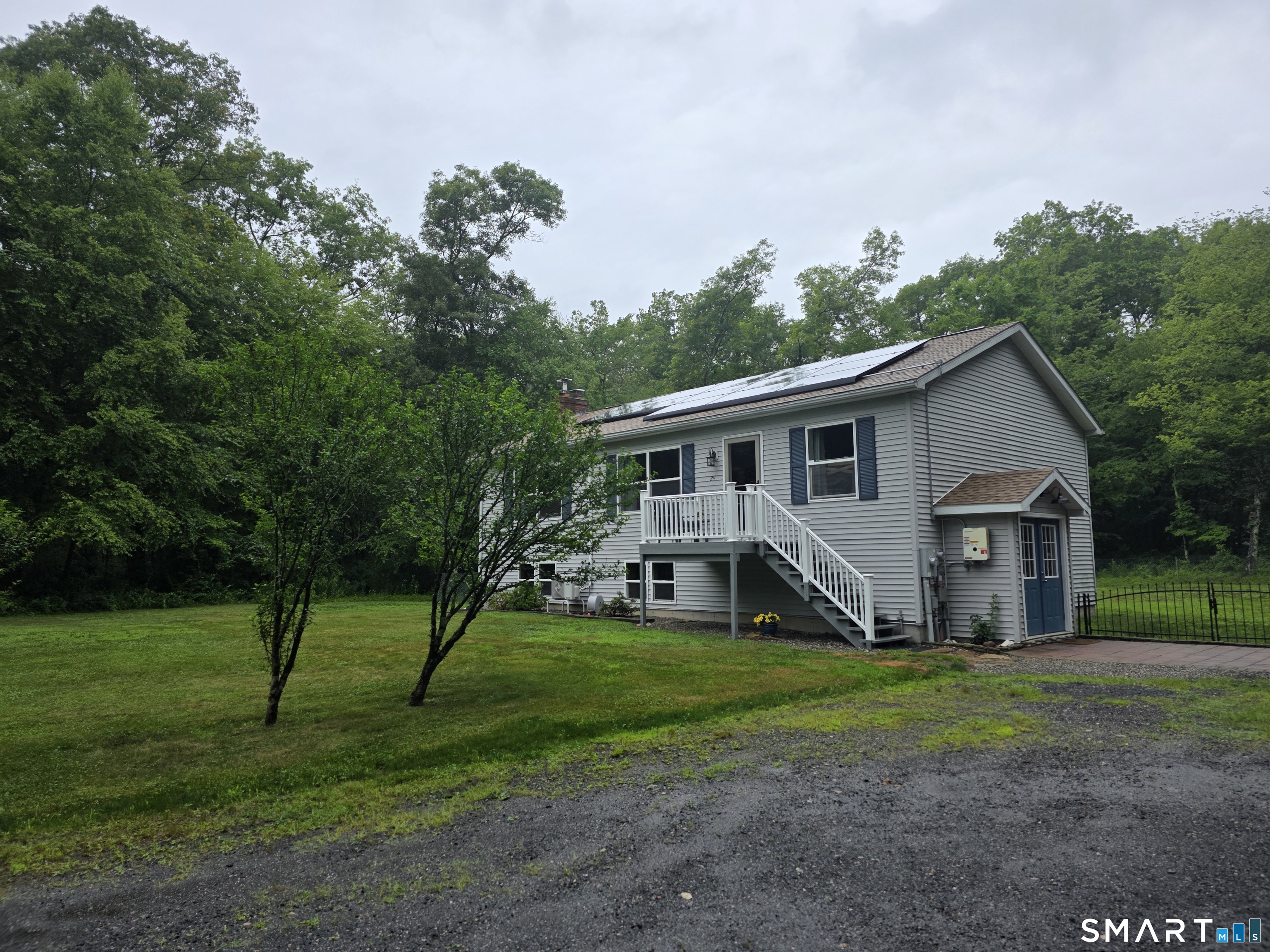 29 Bingham Road Canterbury, CT 06331 - Photo 2 of 37