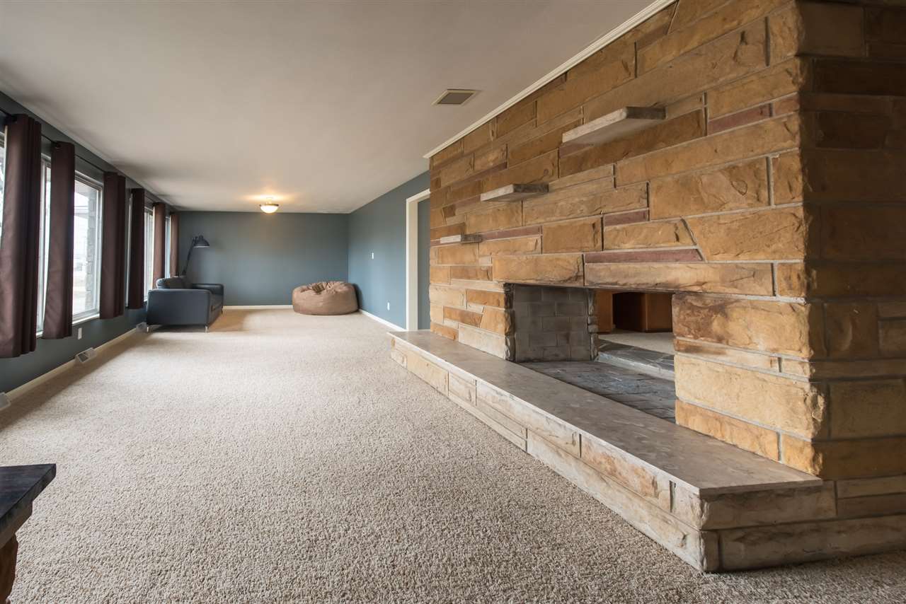 4226 Maplecrest Road Fort Wayne, IN 46815 - Photo 4 of 32