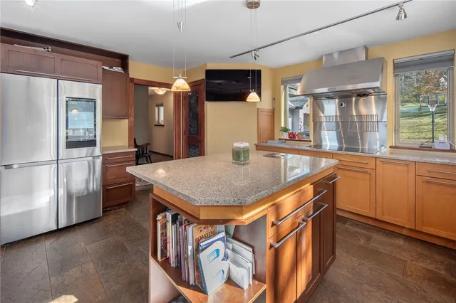 $1,200,000 | 862 East Street, Oneonta, NY 13820