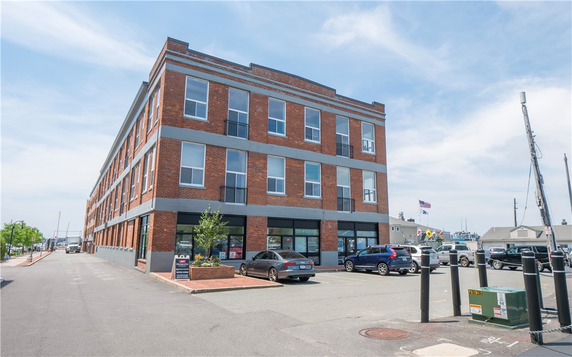 1 Commercial Newport Ri Unit 27B  