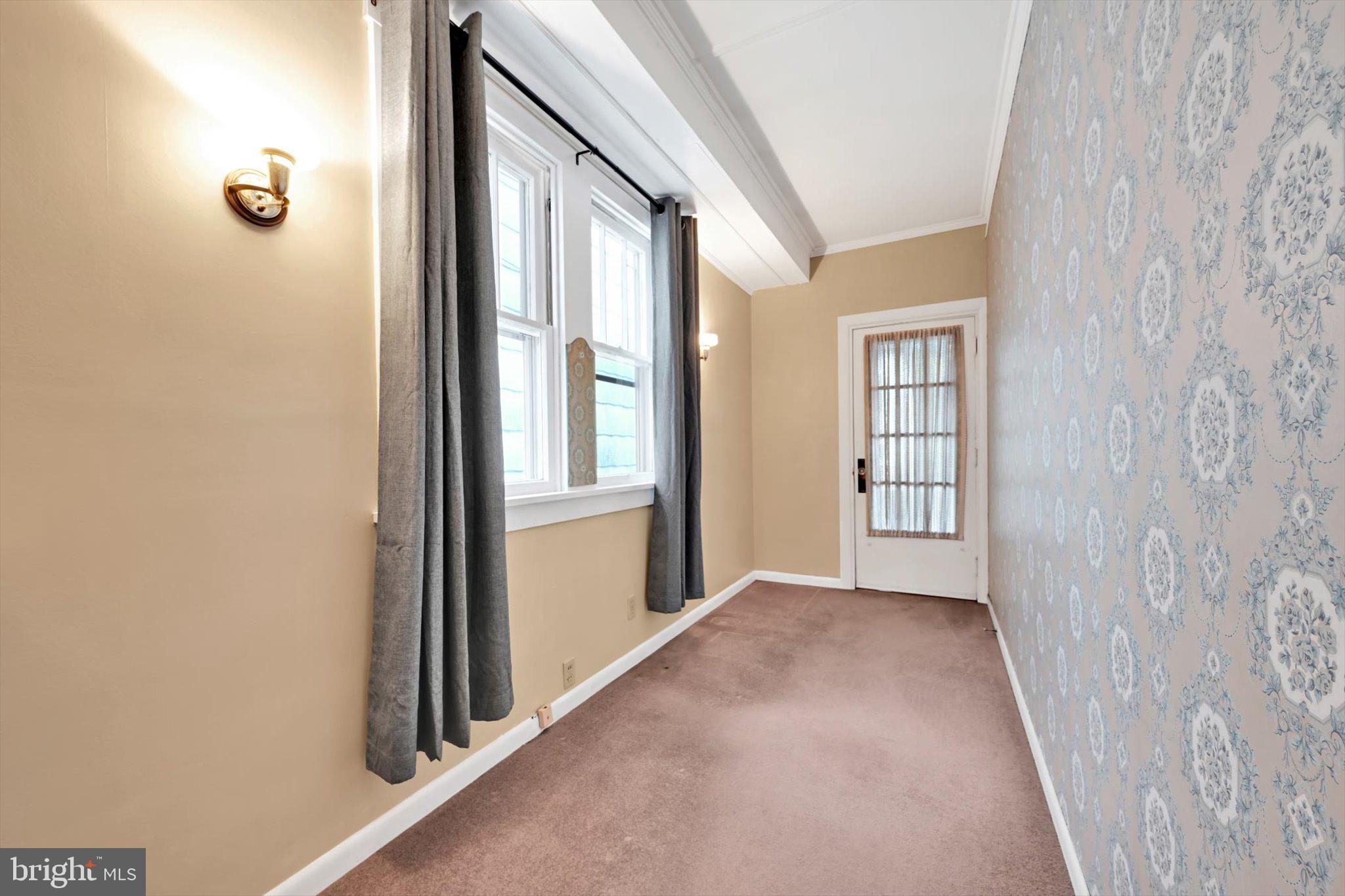 38 Valley Street New Philadelphia, PA 17959 - Photo 15 of 41 Foyer/Office