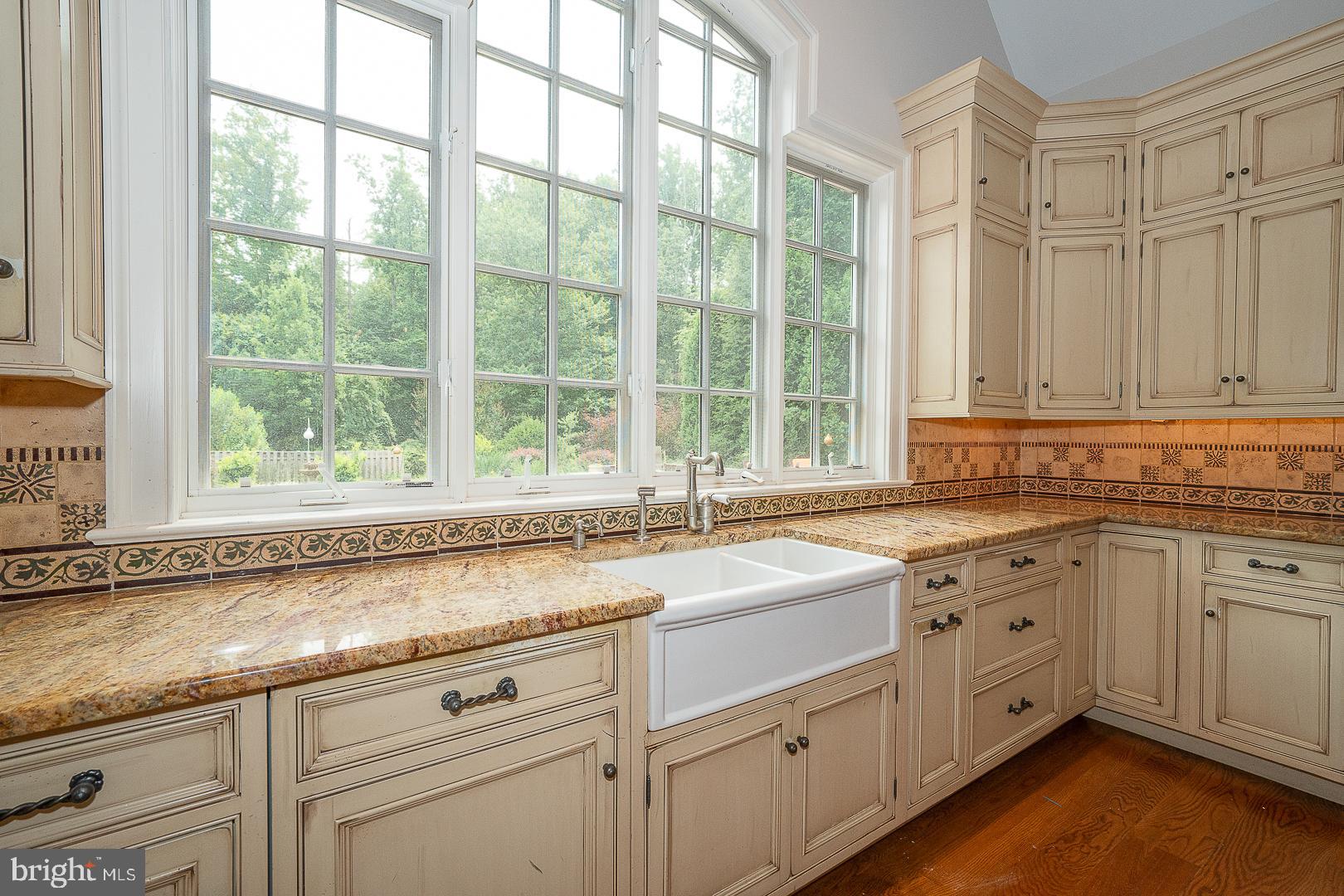 2048 Buttonwood Road Berwyn, PA 19312 - Photo 18 of 75 Gallery Image 18
