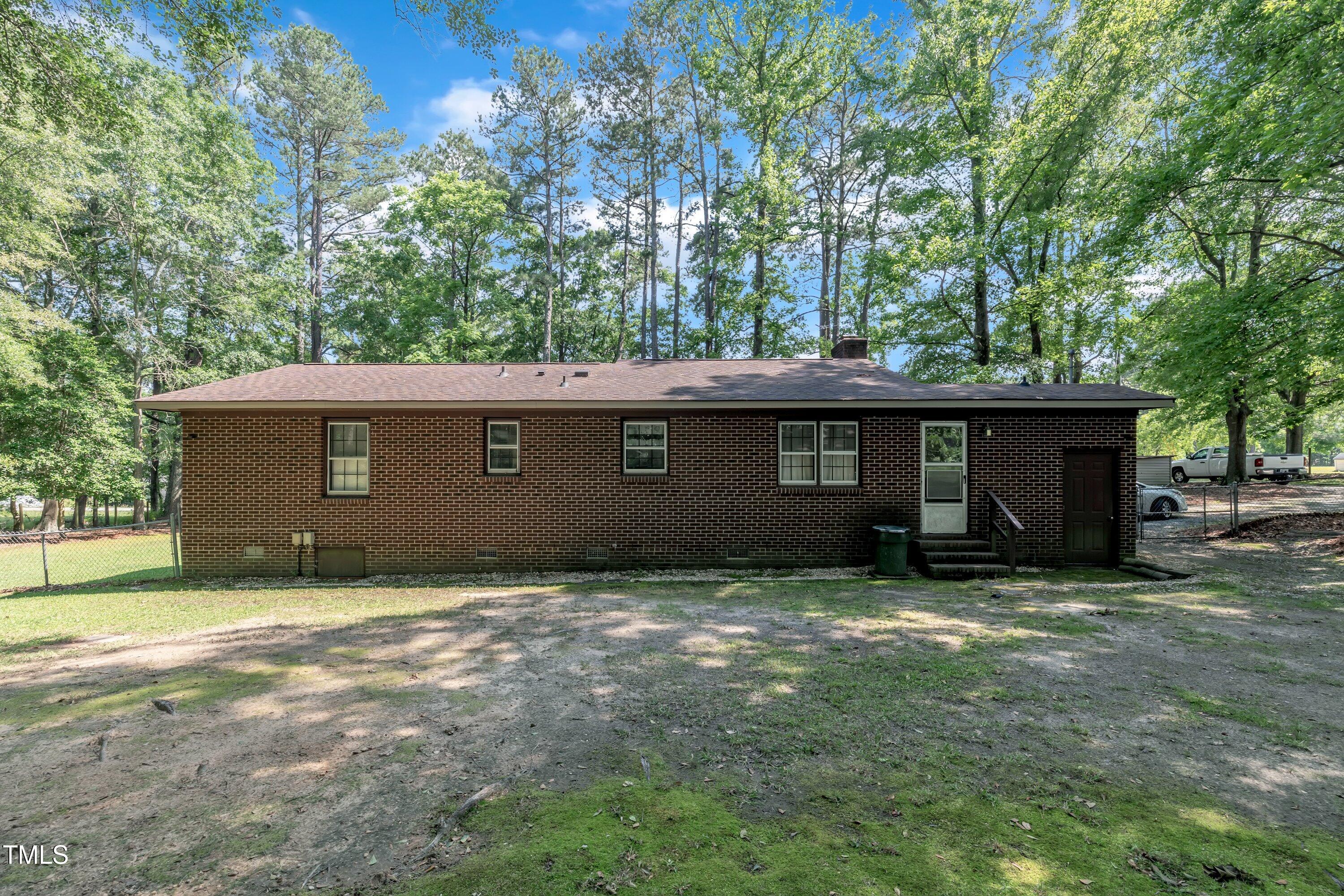 2005 Messer Road Raleigh, NC 27603 - Photo 21 of 25 27-2005 Messer Rd-23