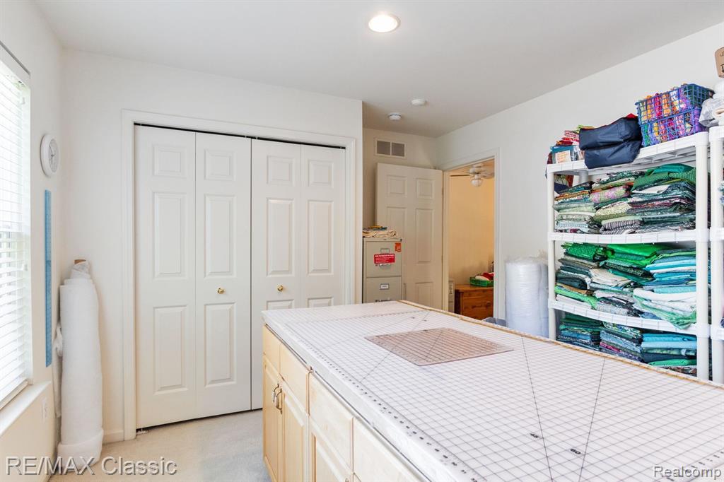 650 Cherry Grove Road Canton, MI 48188 - Photo 23 of 32