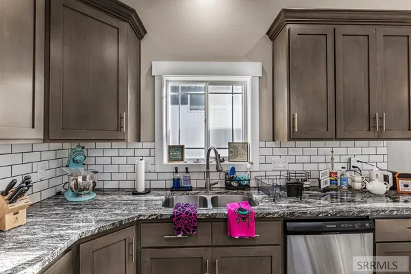 $324,000 | 479 East 18th Street, Idaho Falls, ID 83404