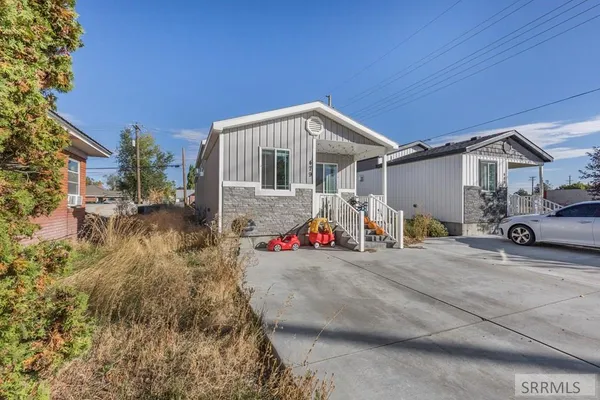 $324,000 | 479 East 18th Street, Idaho Falls, ID 83404