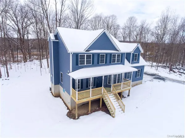 $724,900 | 5 Harrier Ridge Drive, Wallkill, NY 12589