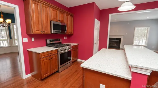 $724,900 | 5 Harrier Ridge Drive, Wallkill, NY 12589