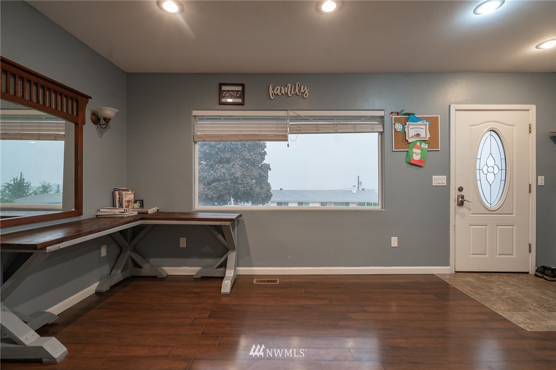 421 Patrick Road Ephrata, WA 98823 - Photo 14 of 31 Gallery Image 14