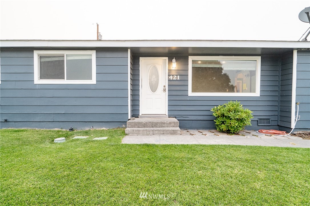 421 Patrick Road Ephrata, WA 98823 - Photo 4 of 31 Gallery Image 4