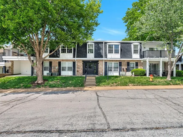 $79,500 | 1673 Herault Place, Unit H, St. Louis, MO 63125