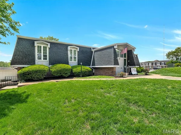 $79,500 | 1673 Herault Place, Unit H, St. Louis, MO 63125