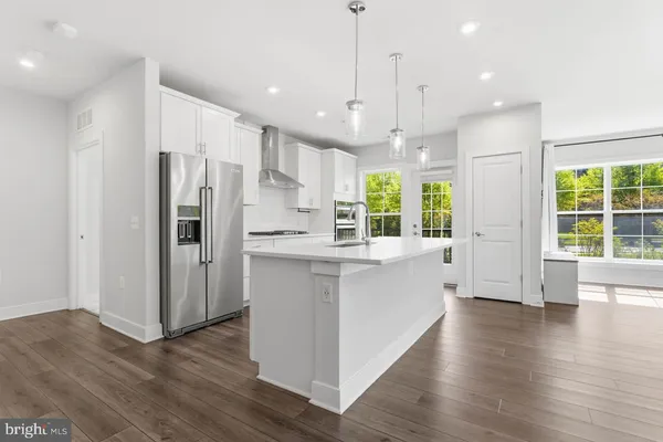$3,900 | 102 St Ives Place, Oxon Hill, MD 20745