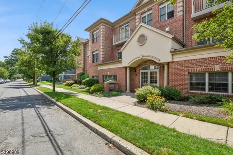 $575,000 | 31 Church Street, Unit 306, South Orange, NJ 07079