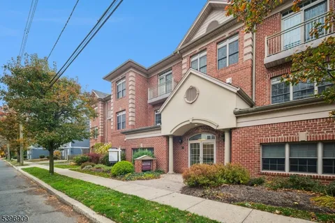 $575,000 | 31 Church Street, Unit 306, South Orange, NJ 07079