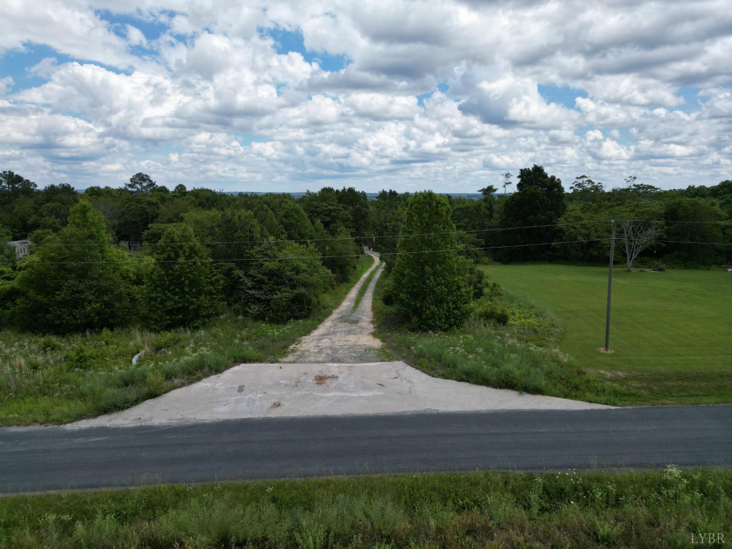 150 Mt Zion Road Phenix, VA 23959 - Photo 2 of 29