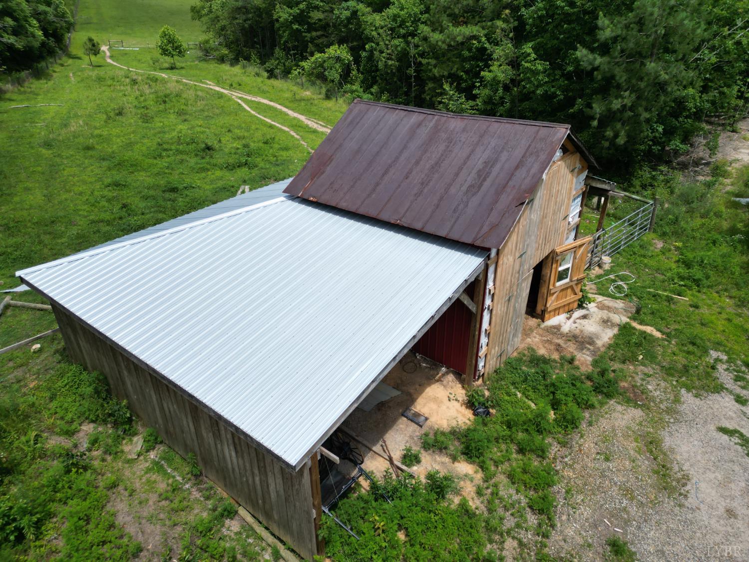150 Mt Zion Road Phenix, VA 23959 - Photo 9 of 29