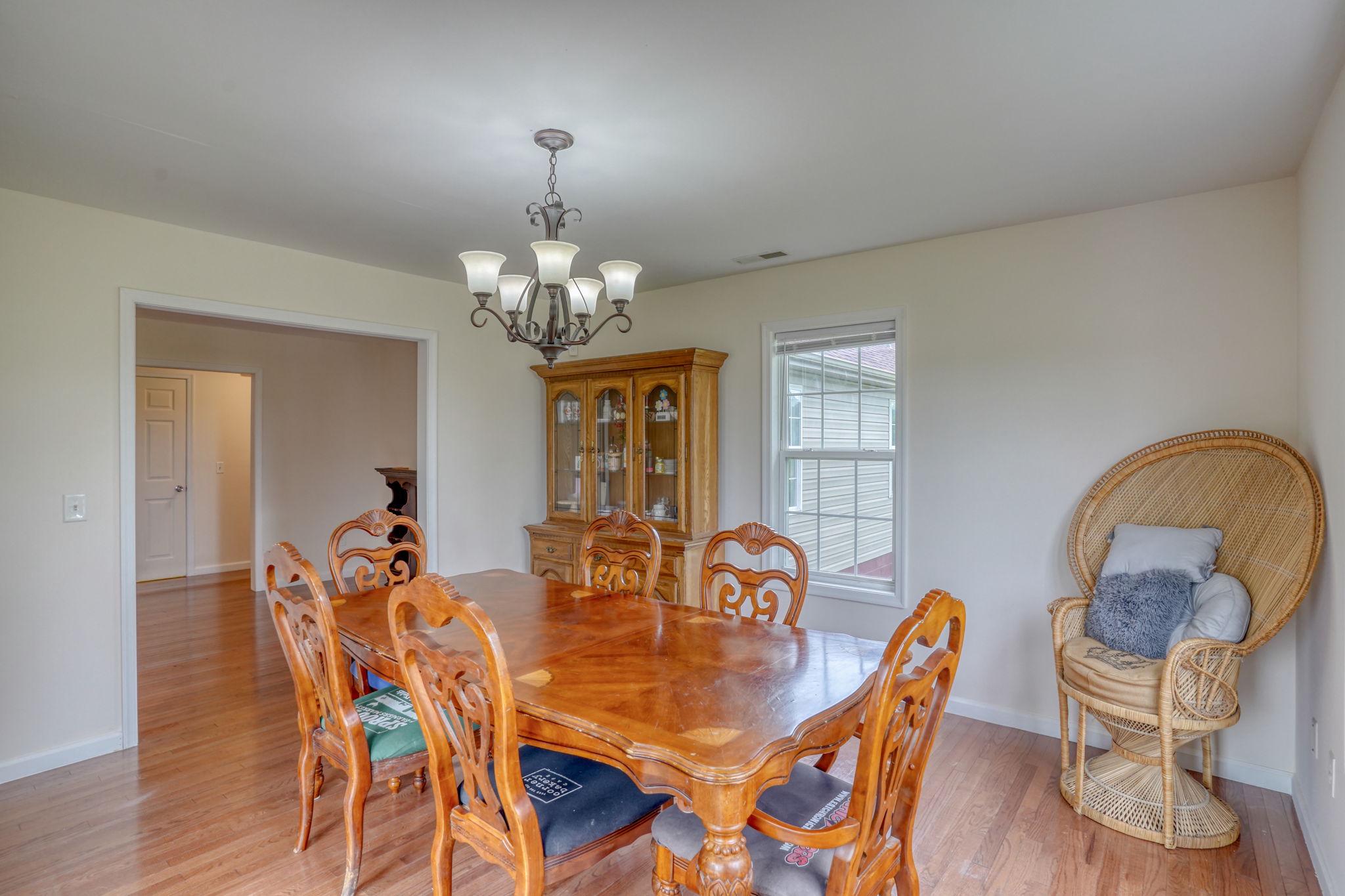 5926 Mt Holly Road East New Market, MD 21631 - Photo 5 of 39