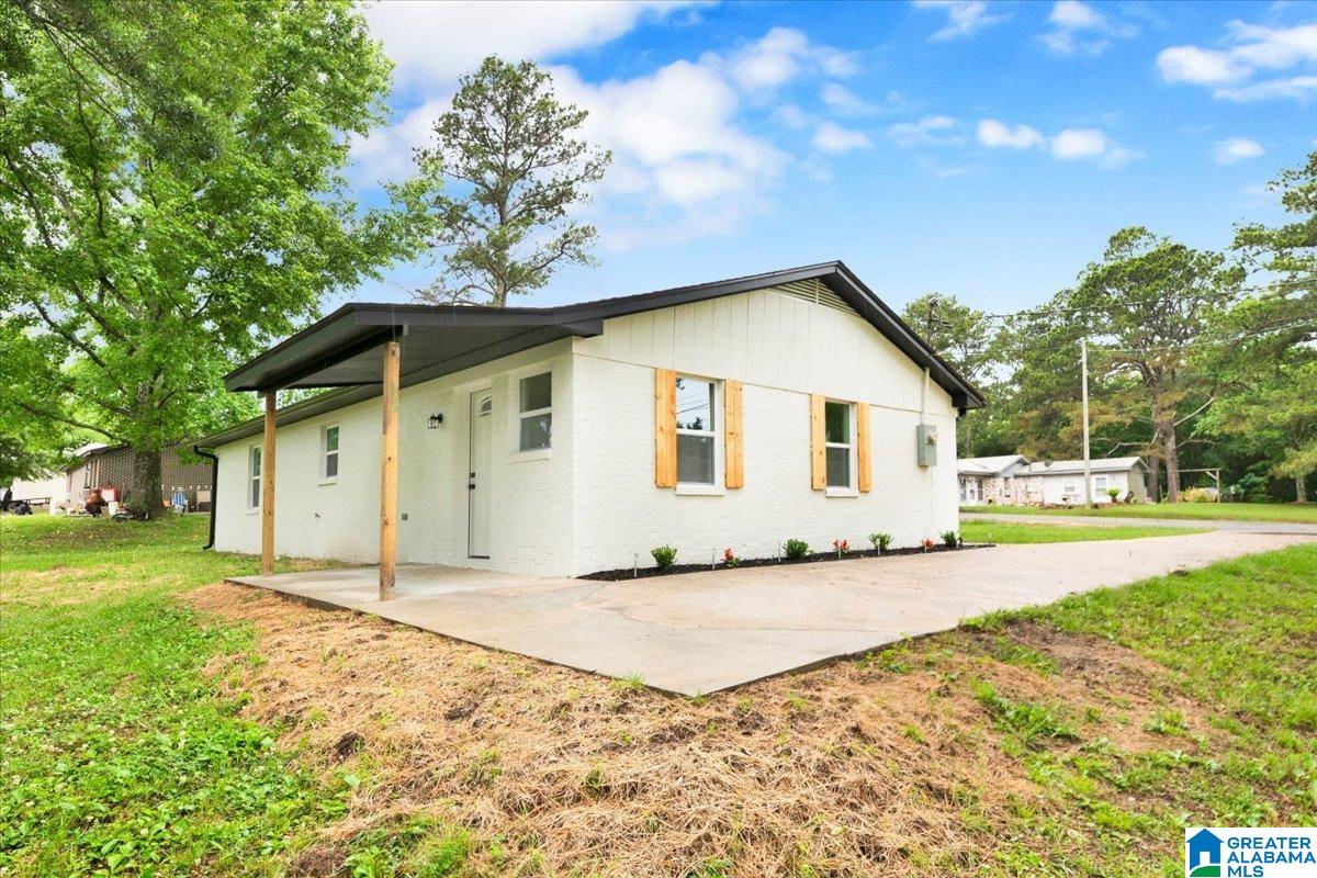 109 Lilly Street Clanton, AL 35045 - Photo 4 of 28
