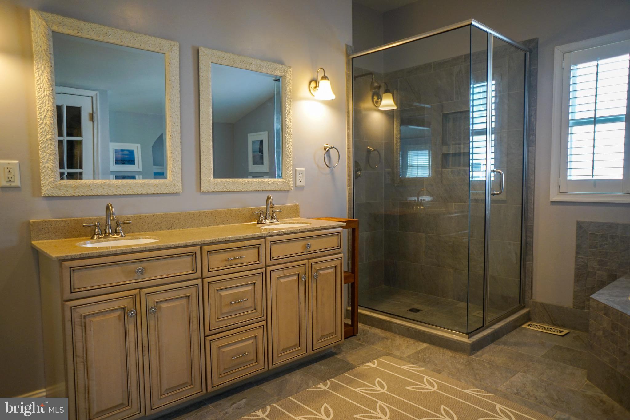 211 Sycamore Road Severna Park, MD 21146 - Photo 13 of 26 En suite bath in master bedroom