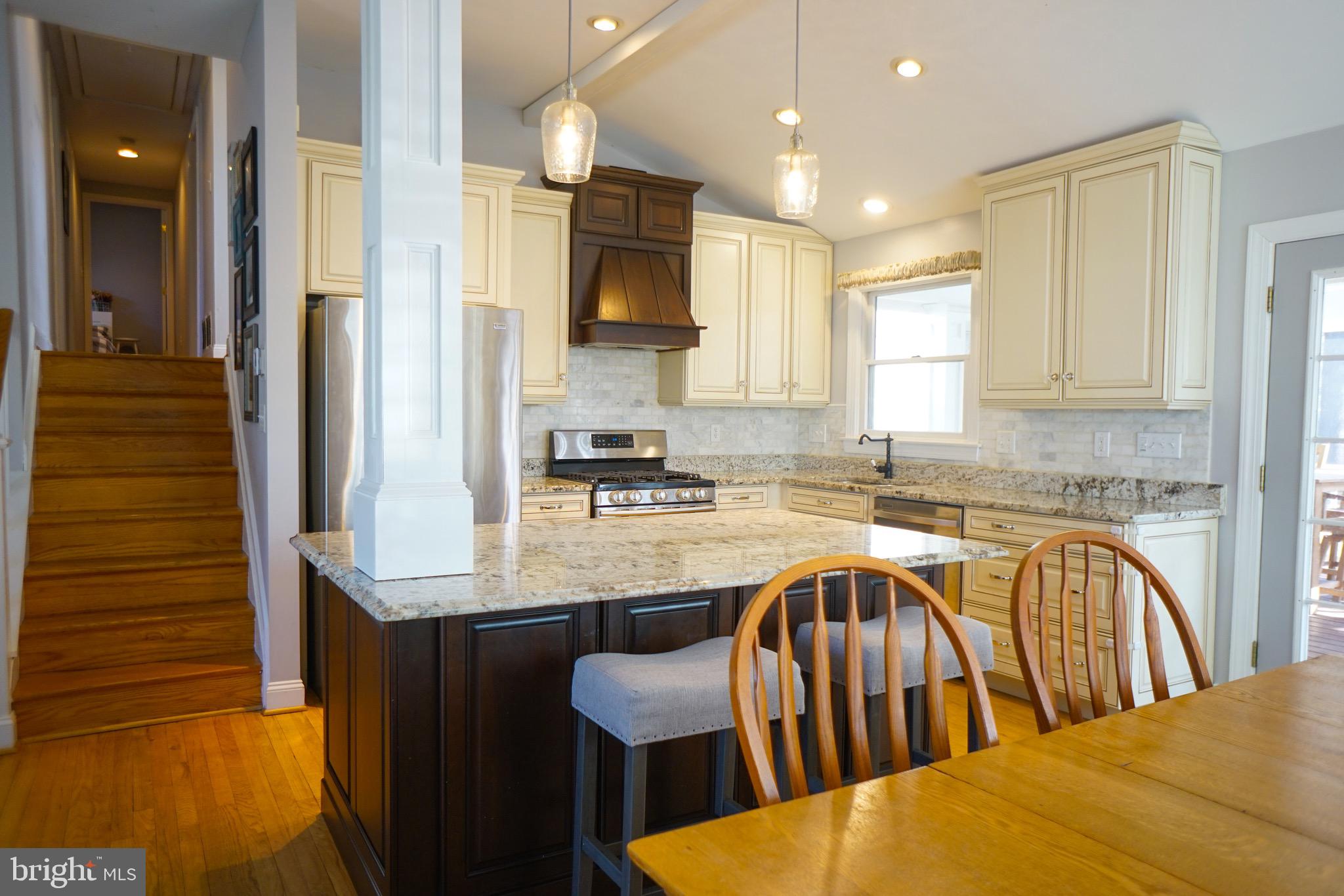 211 Sycamore Road Severna Park, MD 21146 - Photo 4 of 26 What a great island in the kitchen