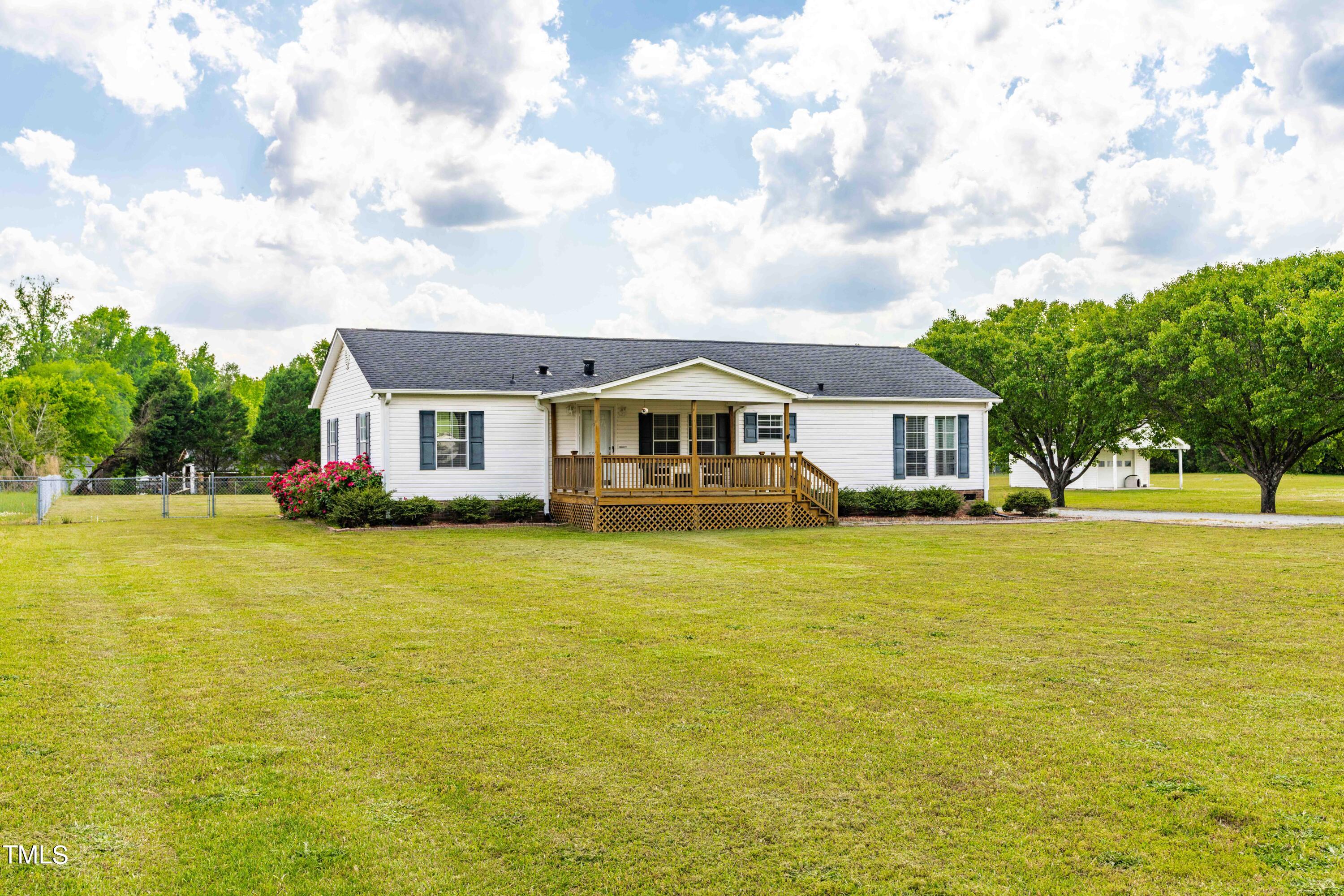 5200 Brogden Road Smithfield, NC 27577 - Photo 1 of 29 5200 Brogden Front Best 2