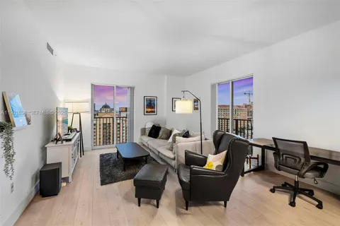 $865,000 | 10 Aragon Avenue, Unit 1417, Coral Gables, FL 33134