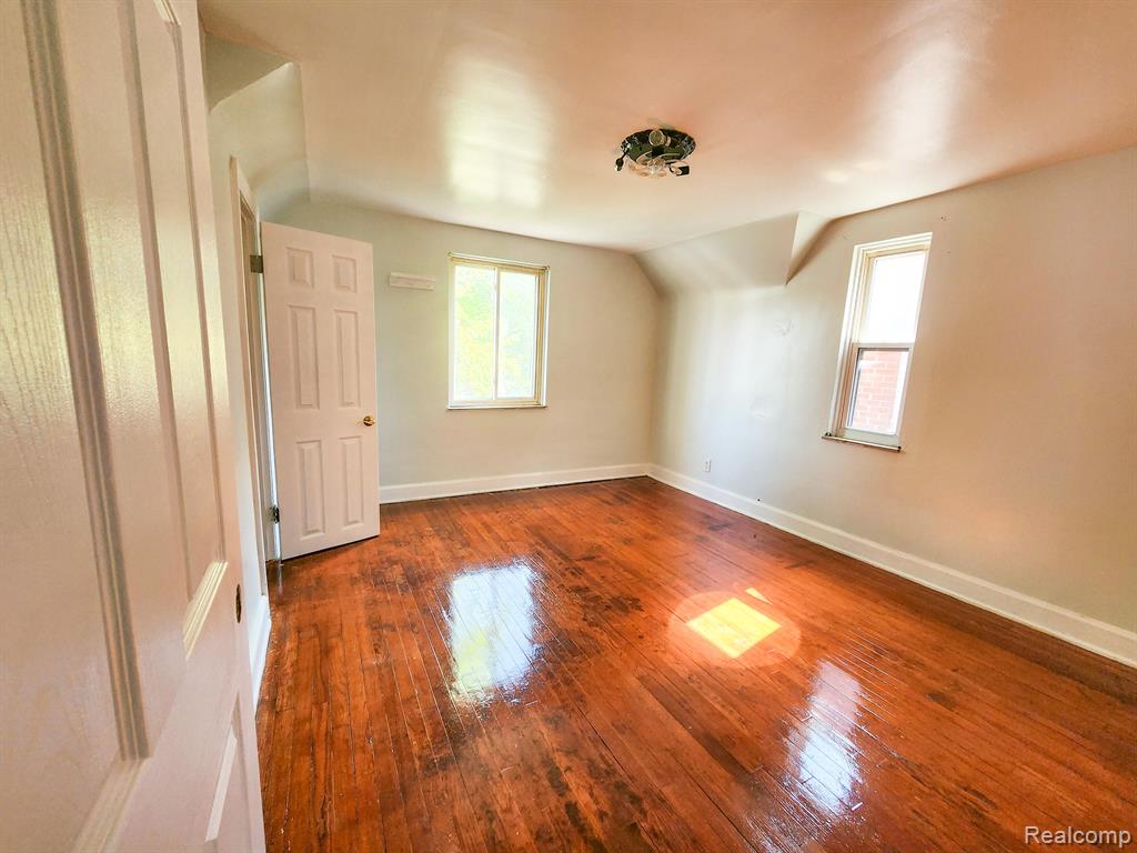 16889 Edinborough Road Detroit, MI 48219 - Photo 19 of 35